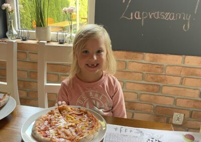 IMG 5007 400x284 - Mentisowa zerówka robi prawdziwą włoską pizzę